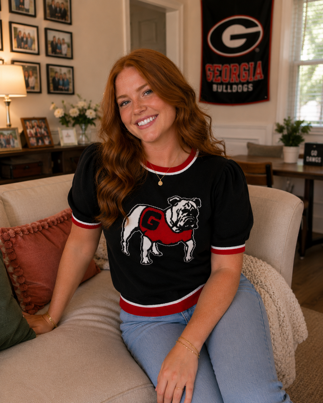 Georgia Standing Bulldog Short Sleeve - Black Design