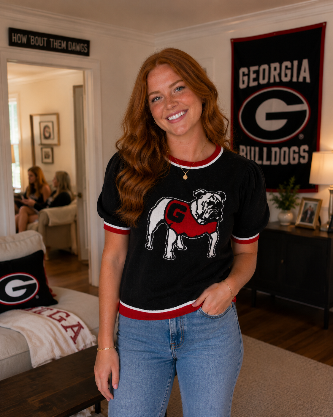 Georgia Standing Bulldog Short Sleeve - Black Design